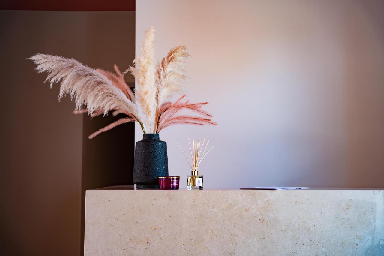 La Maison - Boutique Rooms 斯佩隆加 外观 照片
