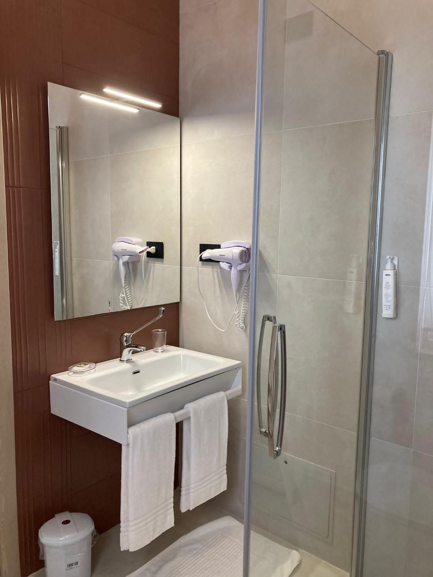 La Maison - Boutique Rooms 斯佩隆加 外观 照片